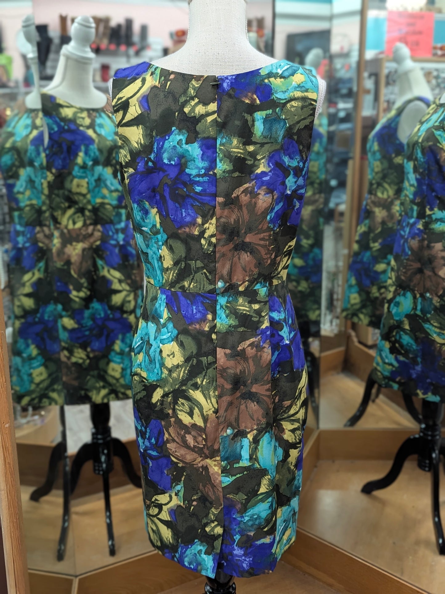ELLEN TRACY Size 10 EUC Women's Midi Dress