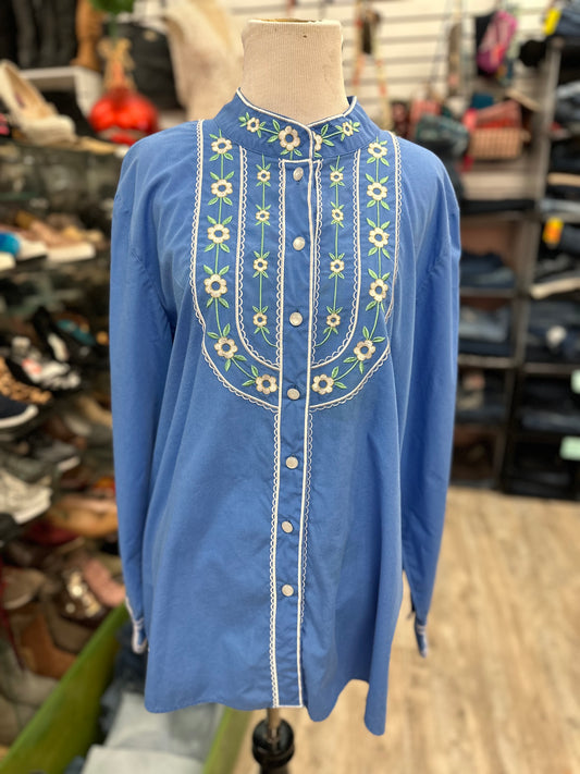 Bob Mackie Blue Button Down Long Sleeve in XL