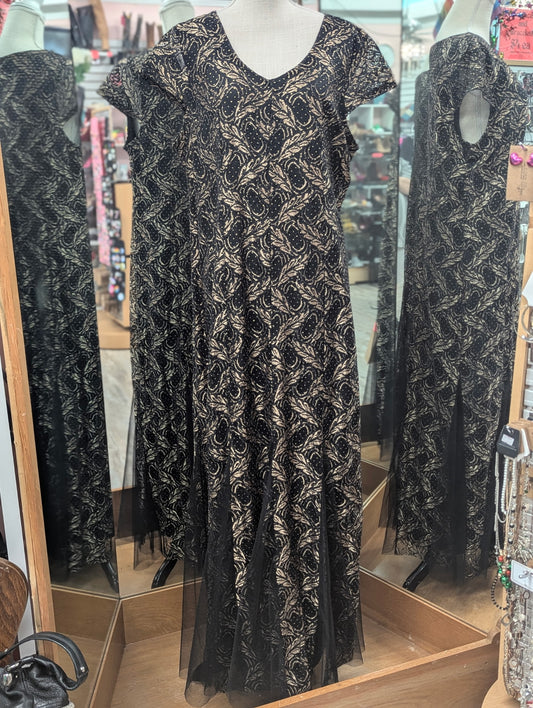 Candalite Women’s Gold and Black Formal Dress in 1X