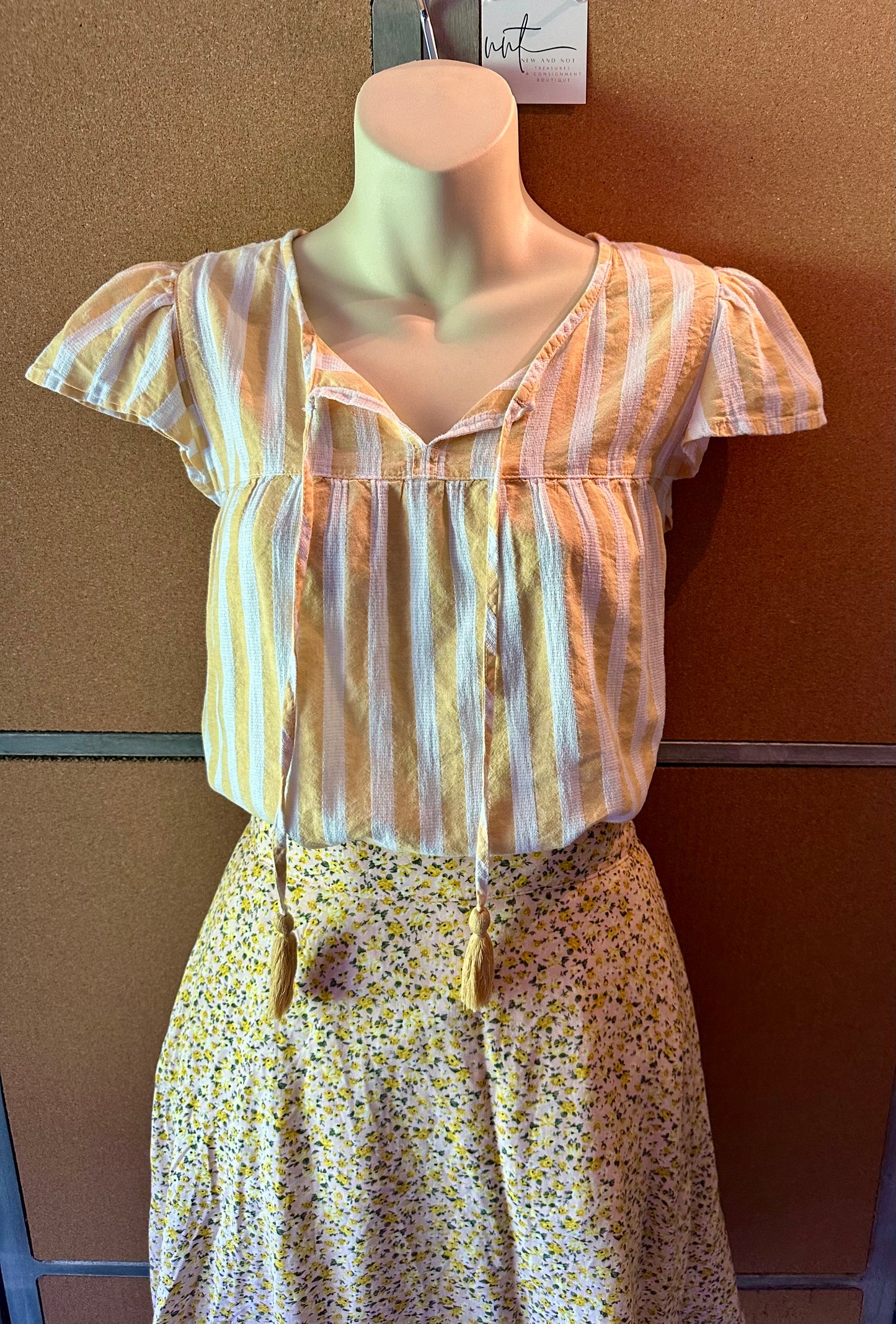 St. John’s Bay Cotton Striped Top Light Mustard Yellow & Off White Size Small
