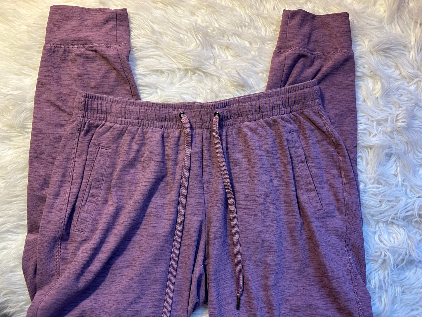 Old Navy Breathe ON Mauve Jogger Pants Women’s SMALL MID rise Drawstring Pockets