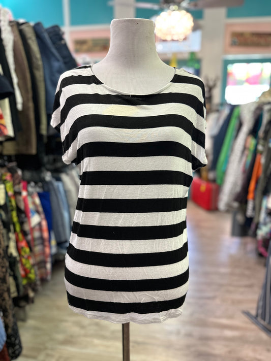 White Label Black and White Short Sleeve with Open Back in S