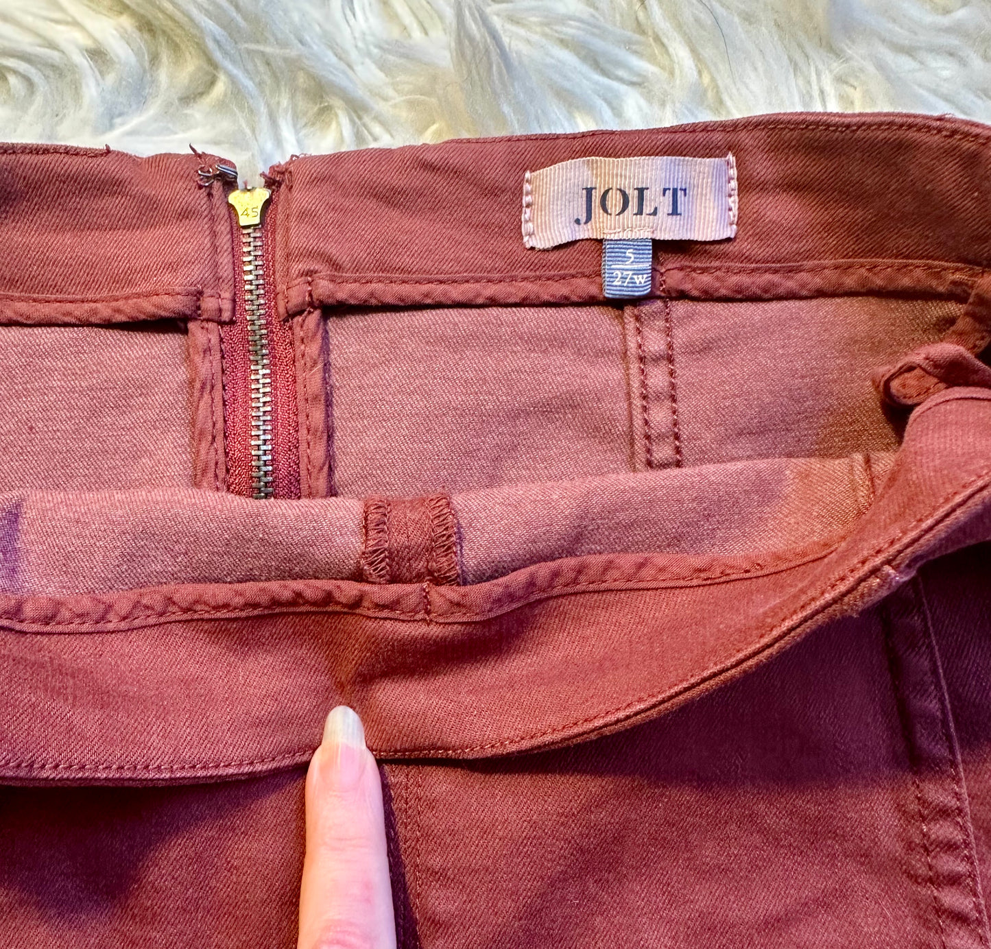 ✨ Jolt Stretch Denim Skirt Women’s Size 5 / 27W Burgundy Pencil Mini Preowned
