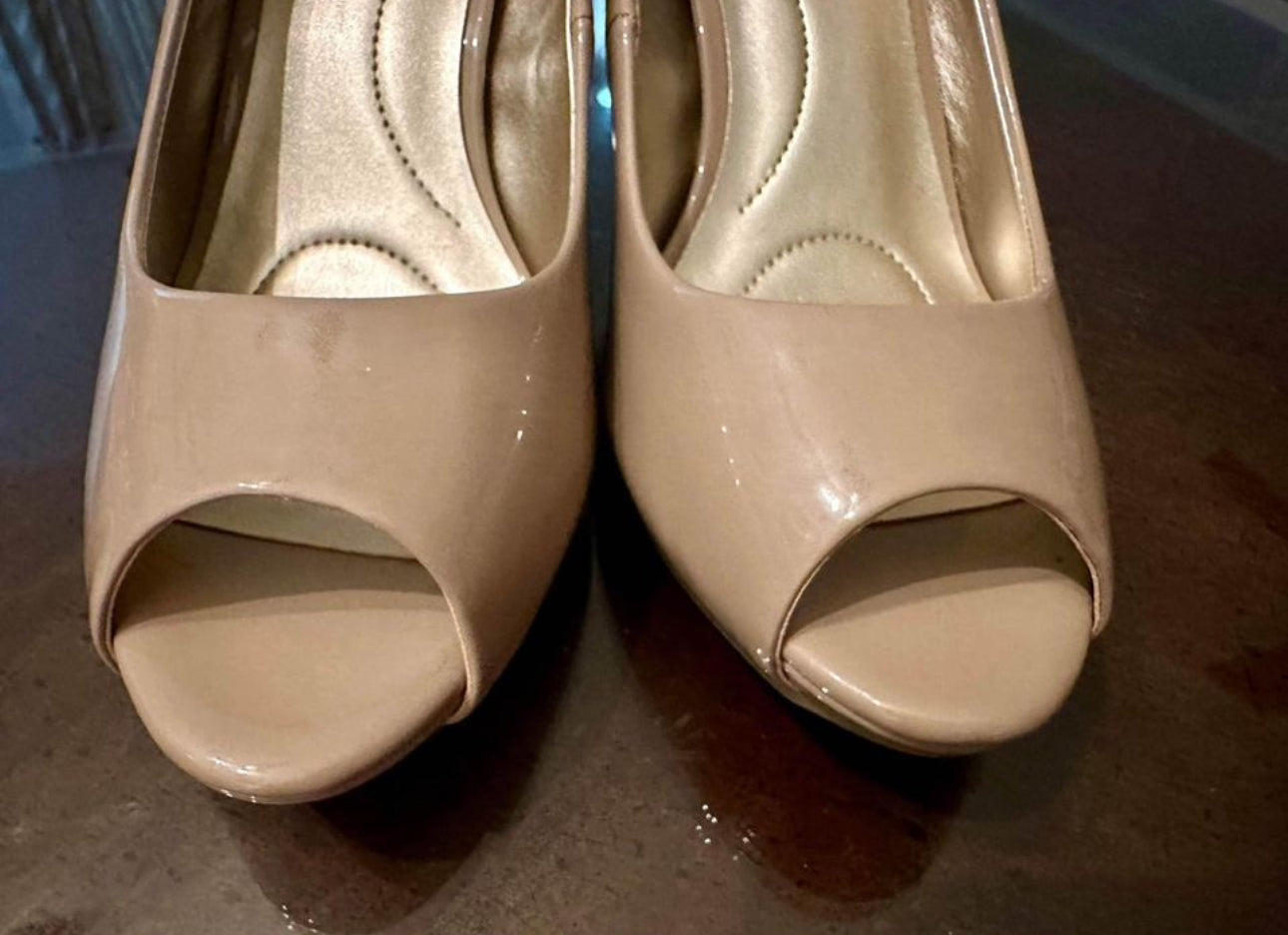 Bandolino size 10.  Patent Peep Toe Heels Pumps. Nude Tan. EUC