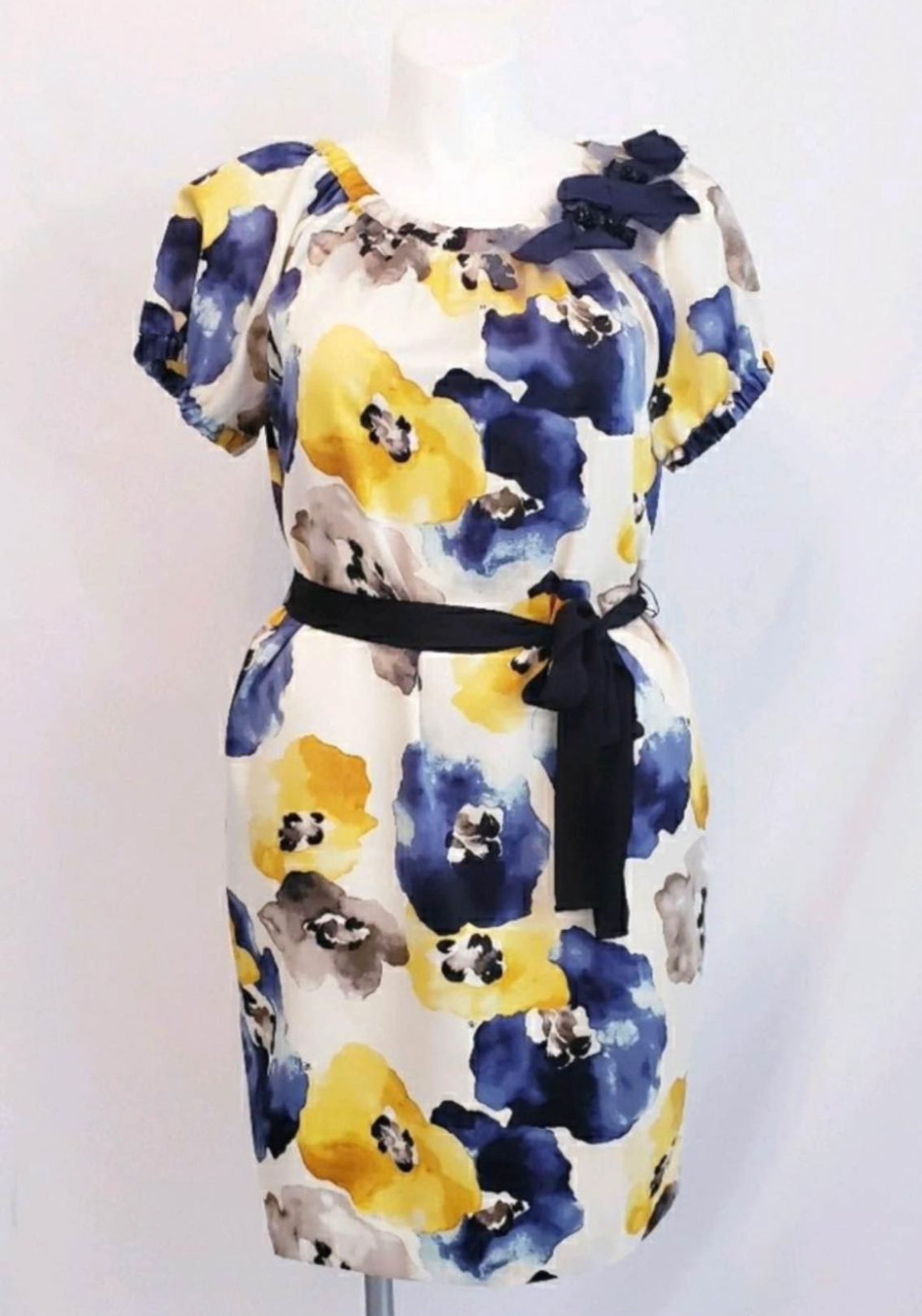 Simply Vera By Vera Wang, Floral Dress.  Petite, Small.