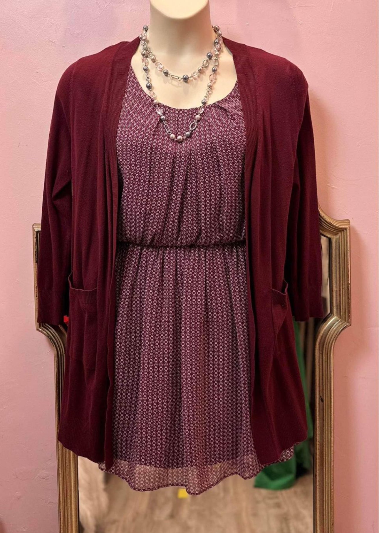 IZ Beyers, Juniors Size XL Burgundy Print Sleeveless Lined Dress. EUC