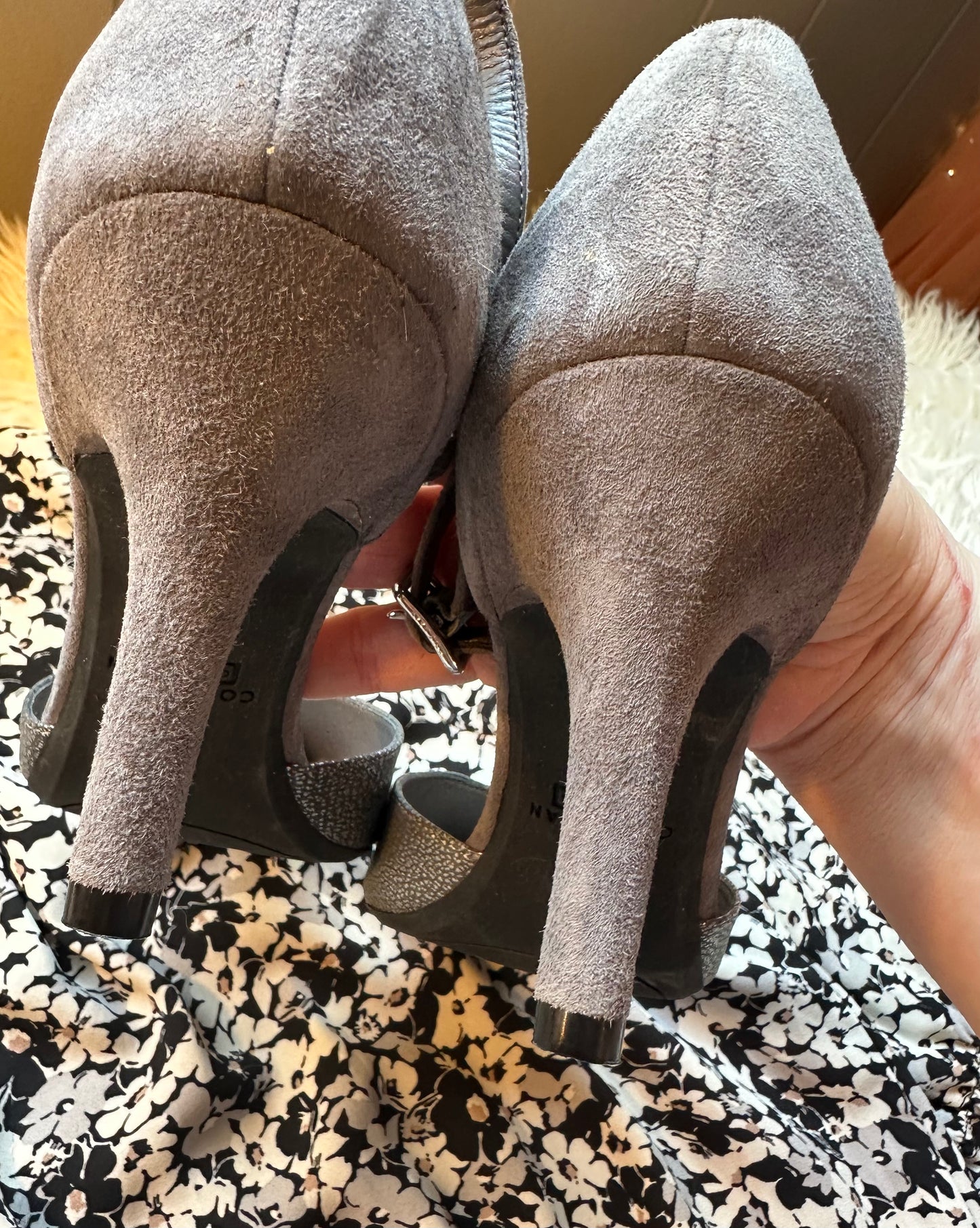 COLE HAAN Saybrook II D’orsay Ankle Strap Pump Gray Leather Suede Shoes Sz 9.5