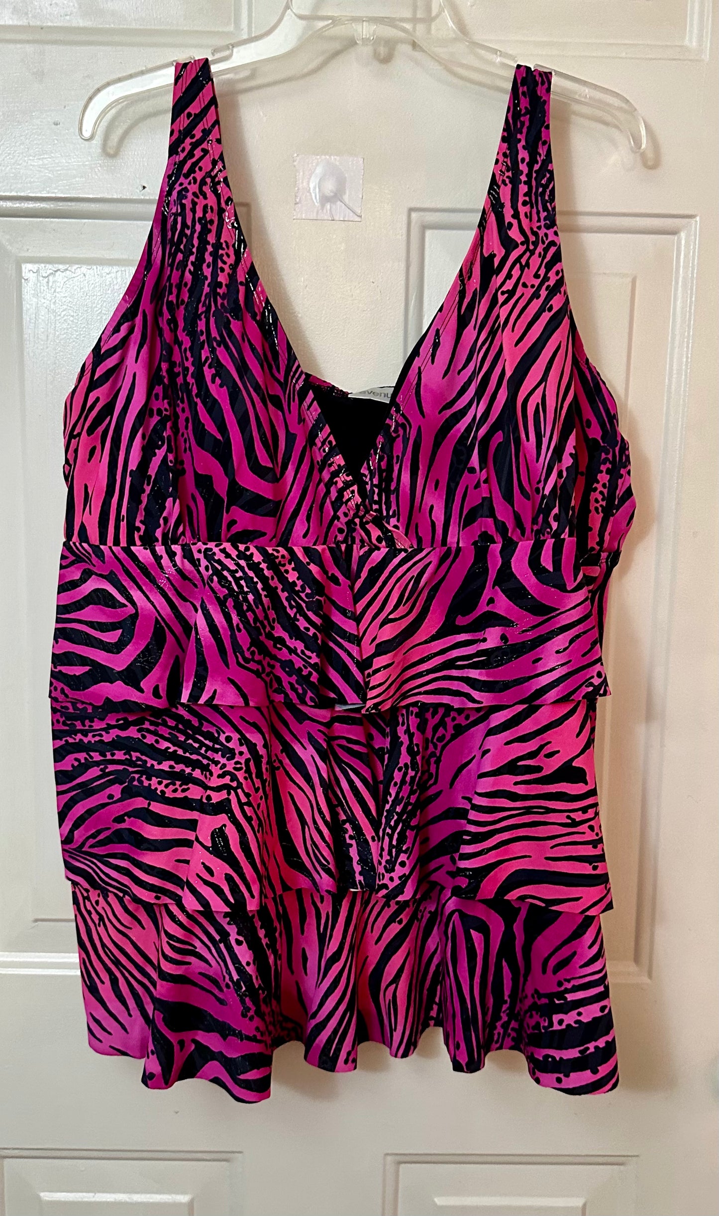 Avenue Swim Womens Plus Size 30 Pink Zebra Tiered Ruffle Tankini Swimsuit Top