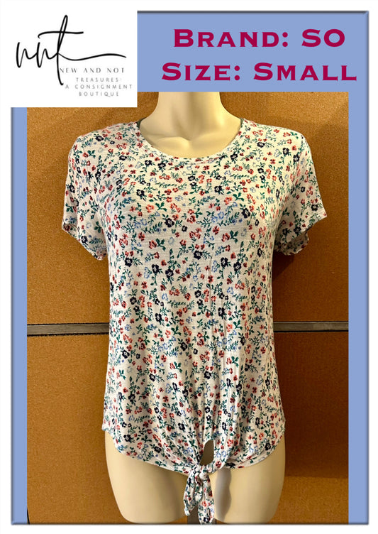 SO White Floral Tie Front Short Sleeve Tee Shirt Women’s Size Small