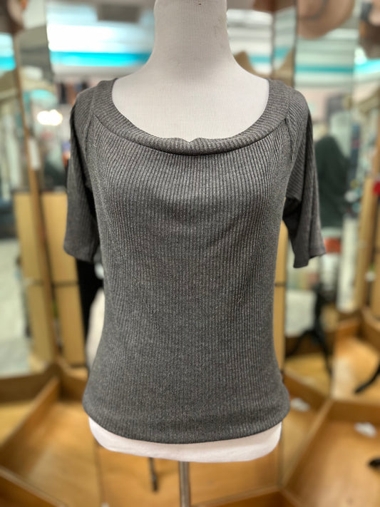 Charlotte Russe Grey Ribbed Short Sleeve in L