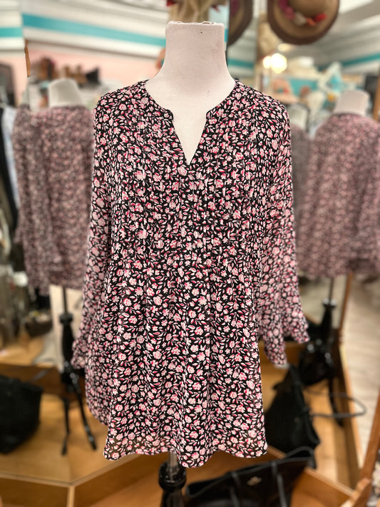 Charter Club Pink and Black Floral Long Sleeve in M