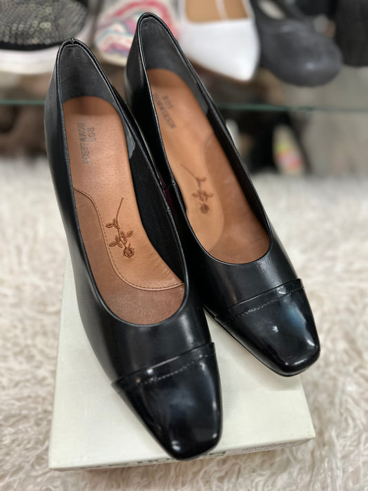 Ros Hommerson Racine Black Leather Pumps in 8.5