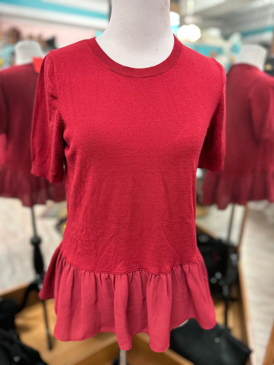 Loft Burgundy Short Sleeve Ruffle Bottom Top in XS