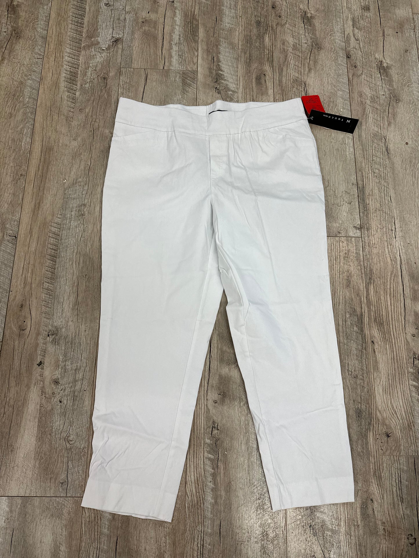 N Touch Petite White Pants in 16P