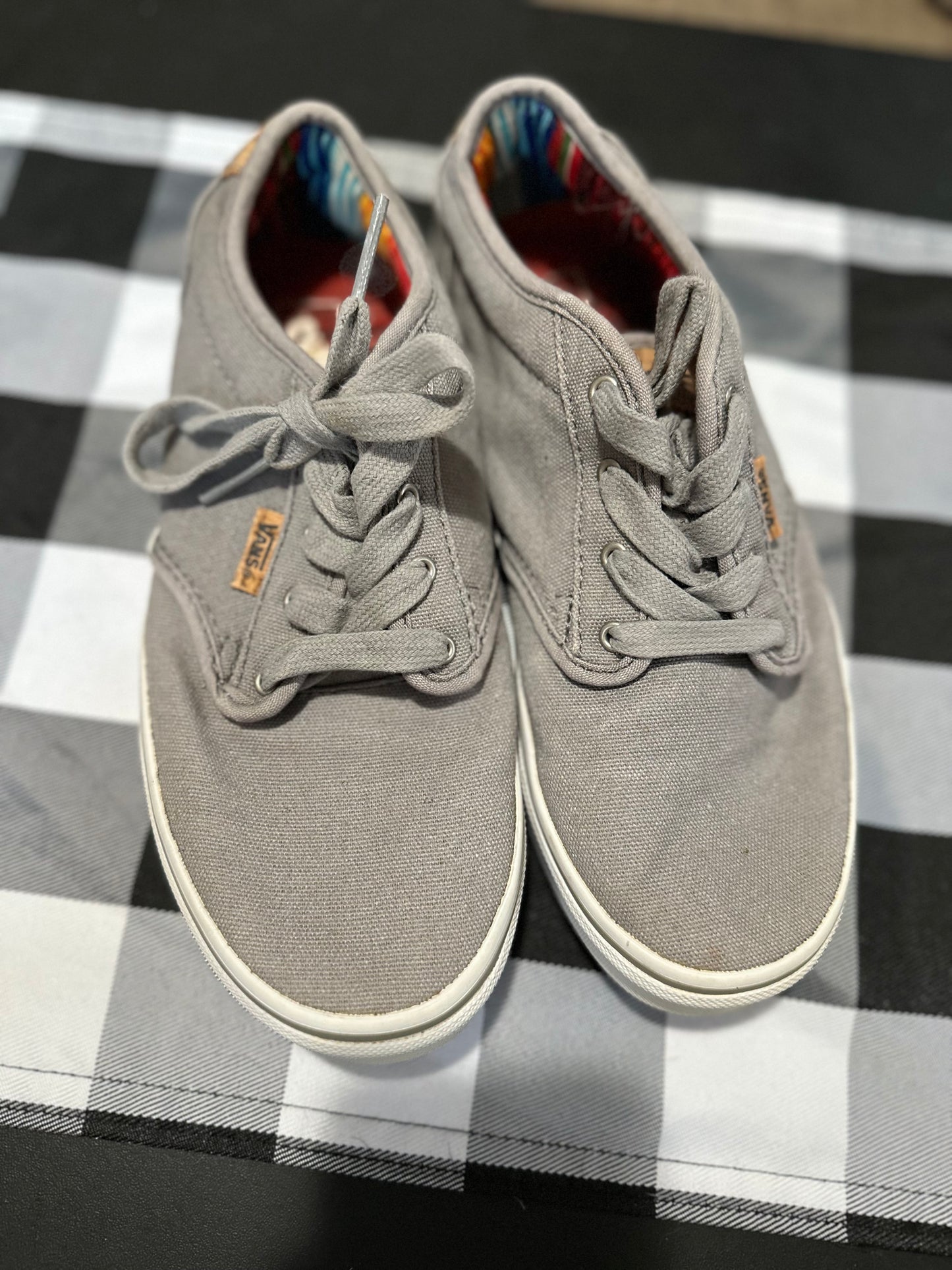 Vans Grey Tennis Shoes in 7.5