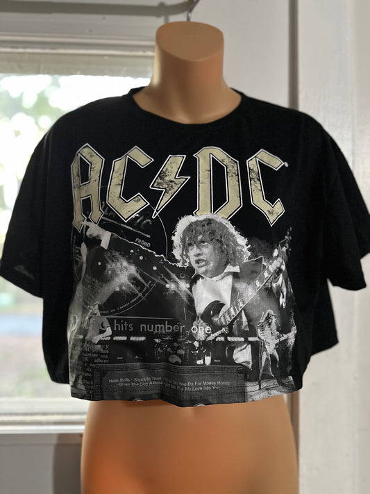 Romwe Cropped ACDC Top in S