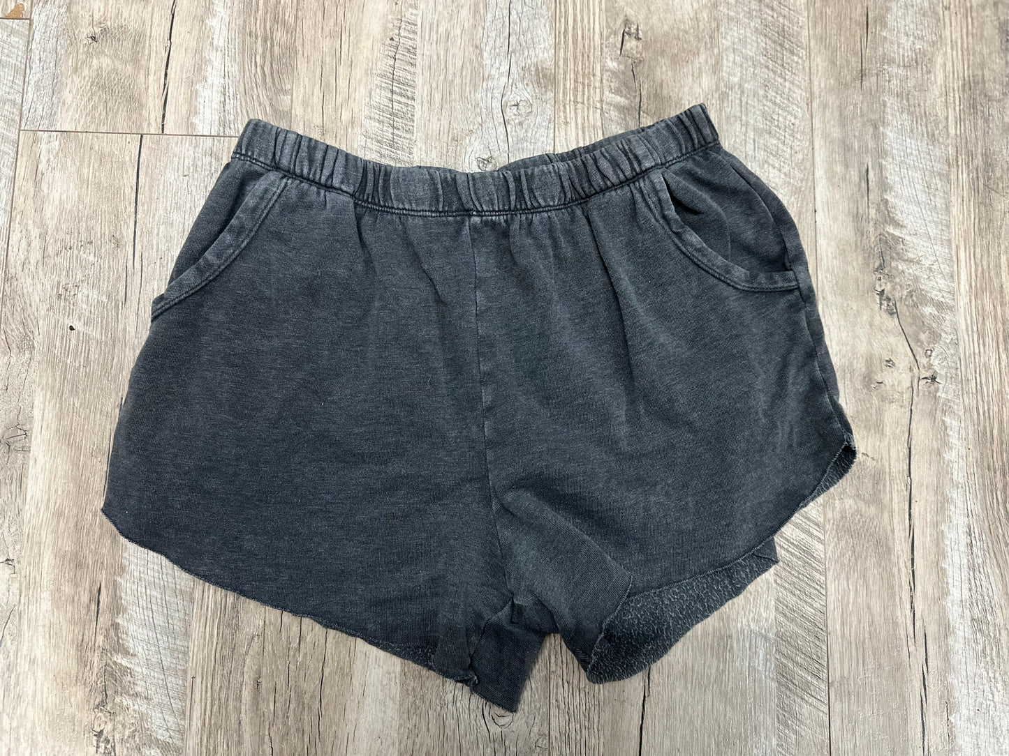 Art Class Mineral Washed Black Shorts in XL (14/16)