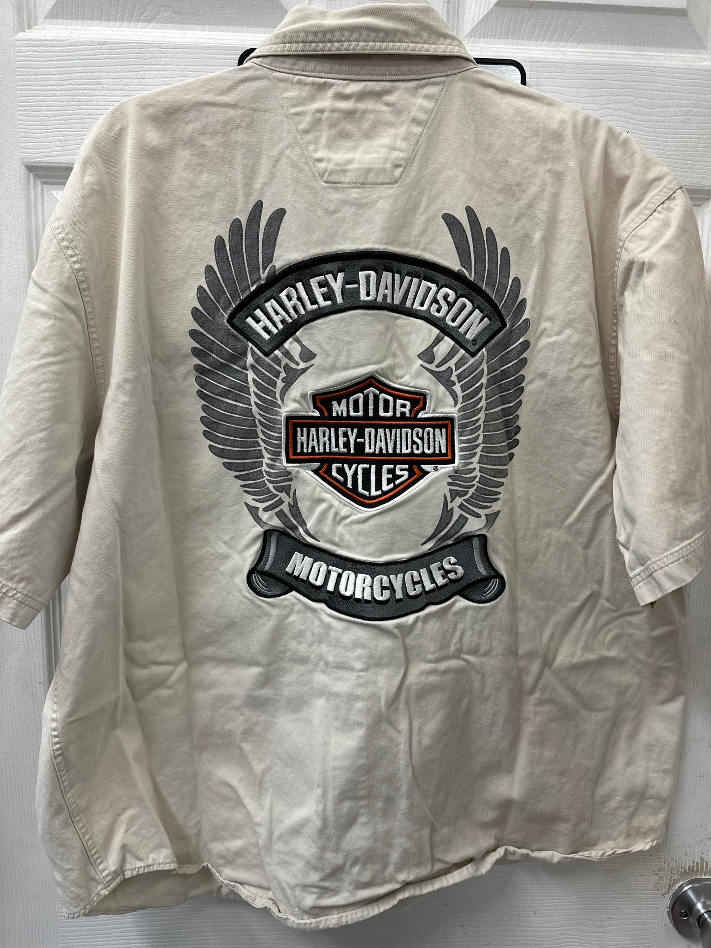 Harley Davidson Embroidered Cream Button Down Short Sleeve in XL