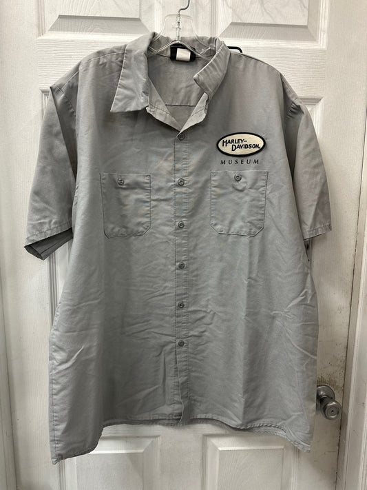 Harley Davidson Museum Grey Embroidered Button Down Short Sleeve in 2X