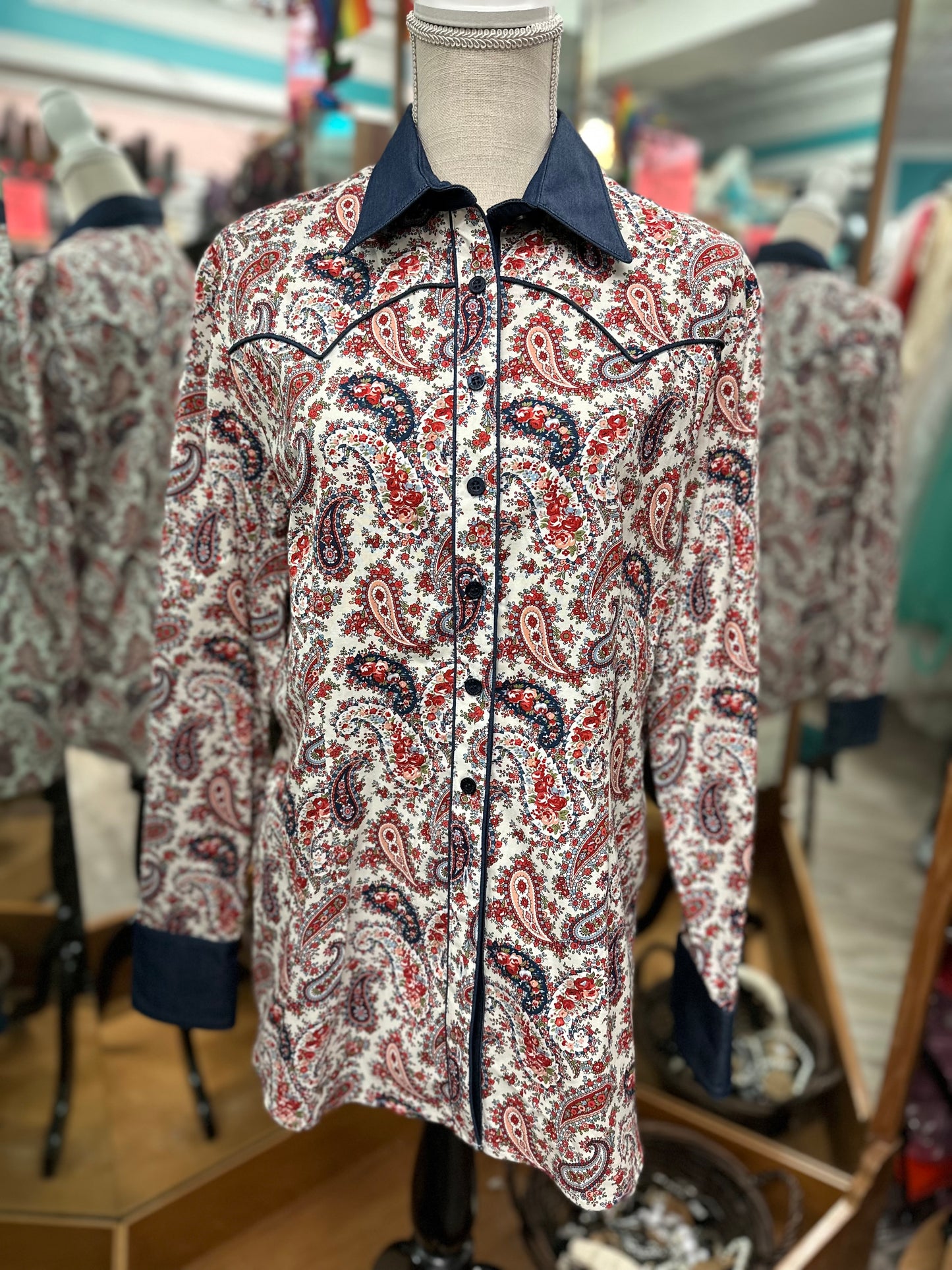 CR Ranchwear Red Paisley Button Down with Navy in L