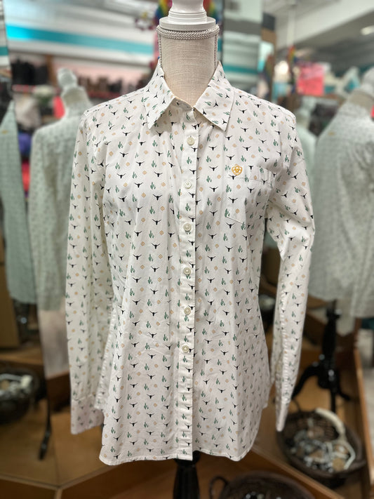 Ariat Long Horn Pattern Long Sleeve Fitted Button Down in L