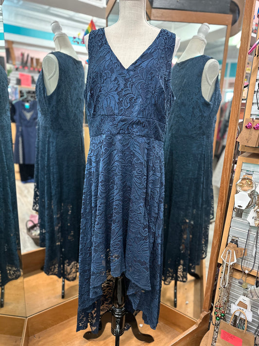 BabyOnline D.R.E.S.S Navy Lace High Low Dress in 2X