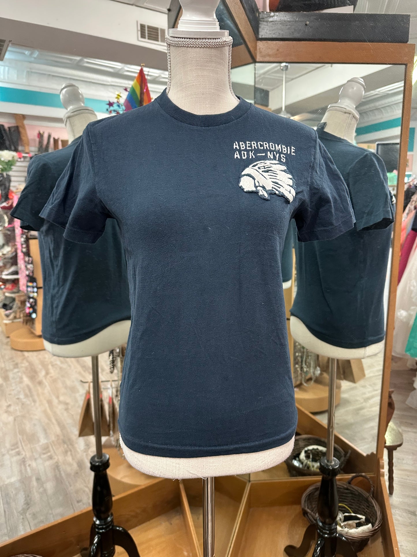 Abercrombie Navy Short Sleeve with Embroidered Patch in M