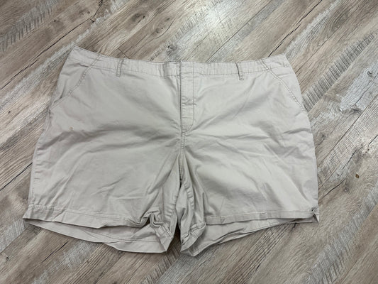 Bandolino Beige Shorts in 22W