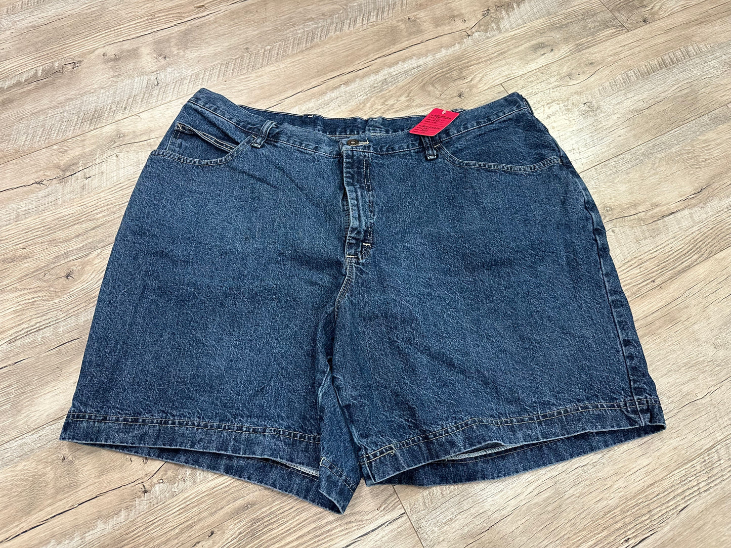 VFW Denim Shorts in 22W