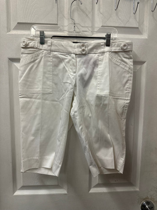 Karen Brooks White Bermuda Shorts in 10