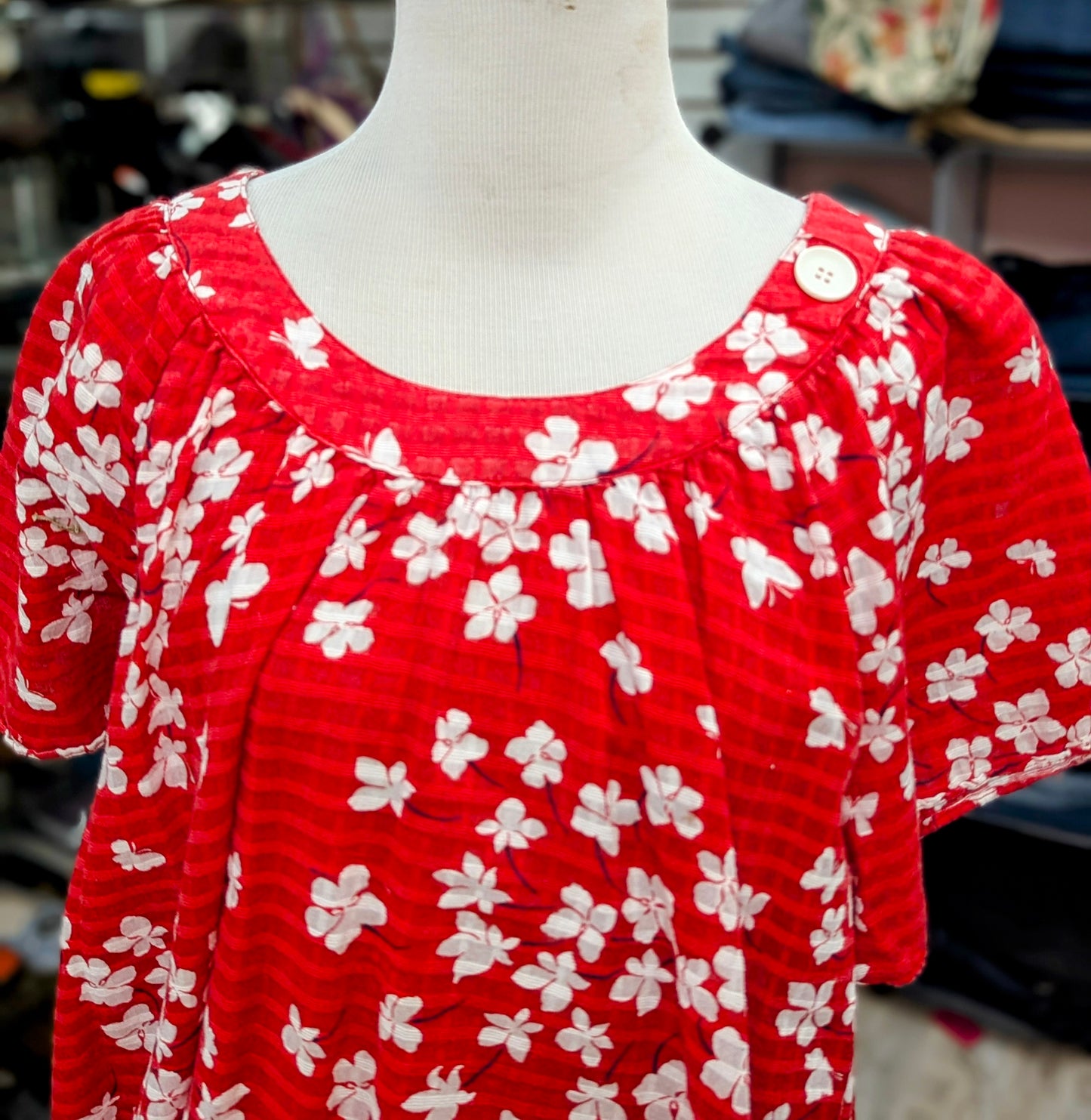 Alfred Dunner Red Floral Short Sleeve in 18W