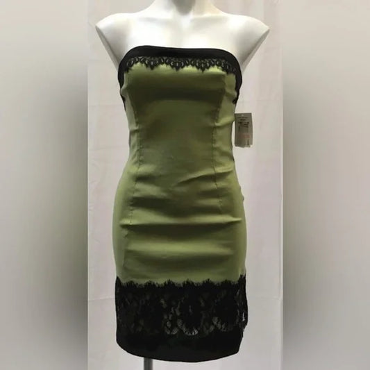 NWT $140 Jessica McClintock Green Dress, size 10.