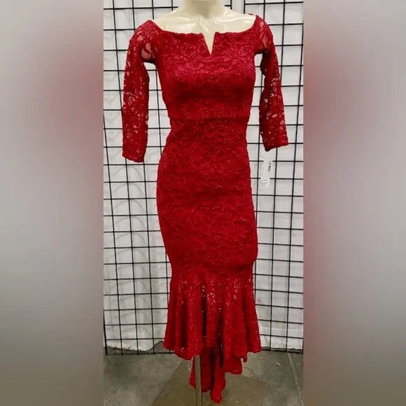 Paint The Town Red Quiz red lace mermaid dress, NWT!