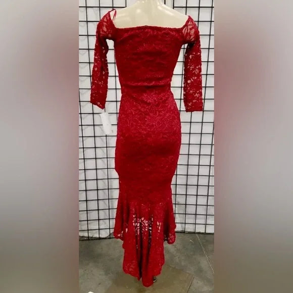 Paint The Town Red Quiz red lace mermaid dress, NWT!