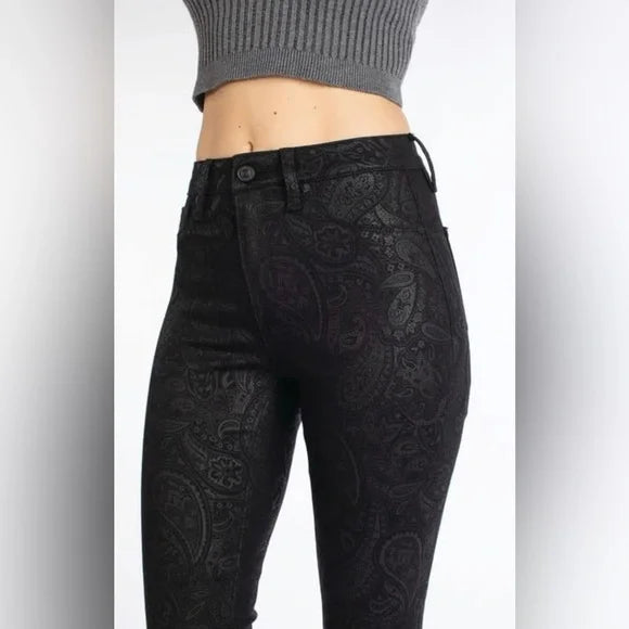 NWT KanCan Paisley Leather Look High Rise Super Skinny Jeans. Size 1 / 24