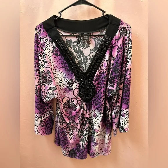 New Directions size Large. Purple Pattern Long Sleeve Tunic, Embellished V-neck