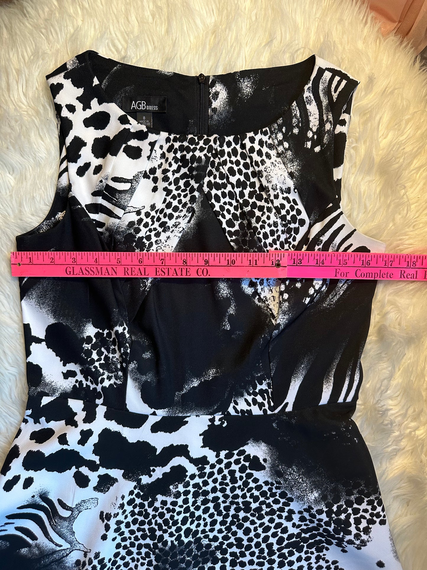 AGB Black White Animal Print Fit & Flare Dress Size 8 – Pleated Front Detail