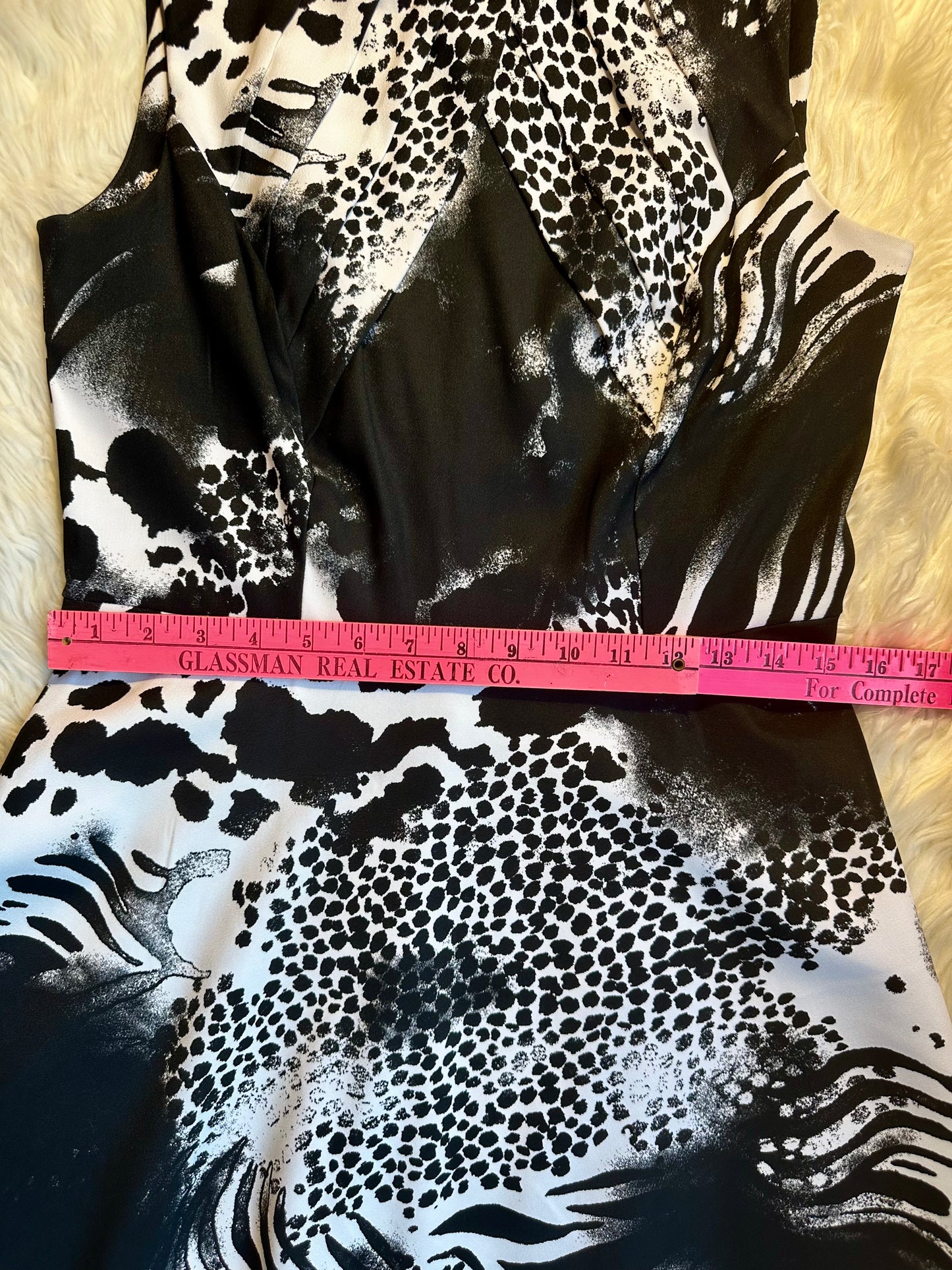 AGB Black White Animal Print Fit & Flare Dress Size 8 – Pleated Front Detail