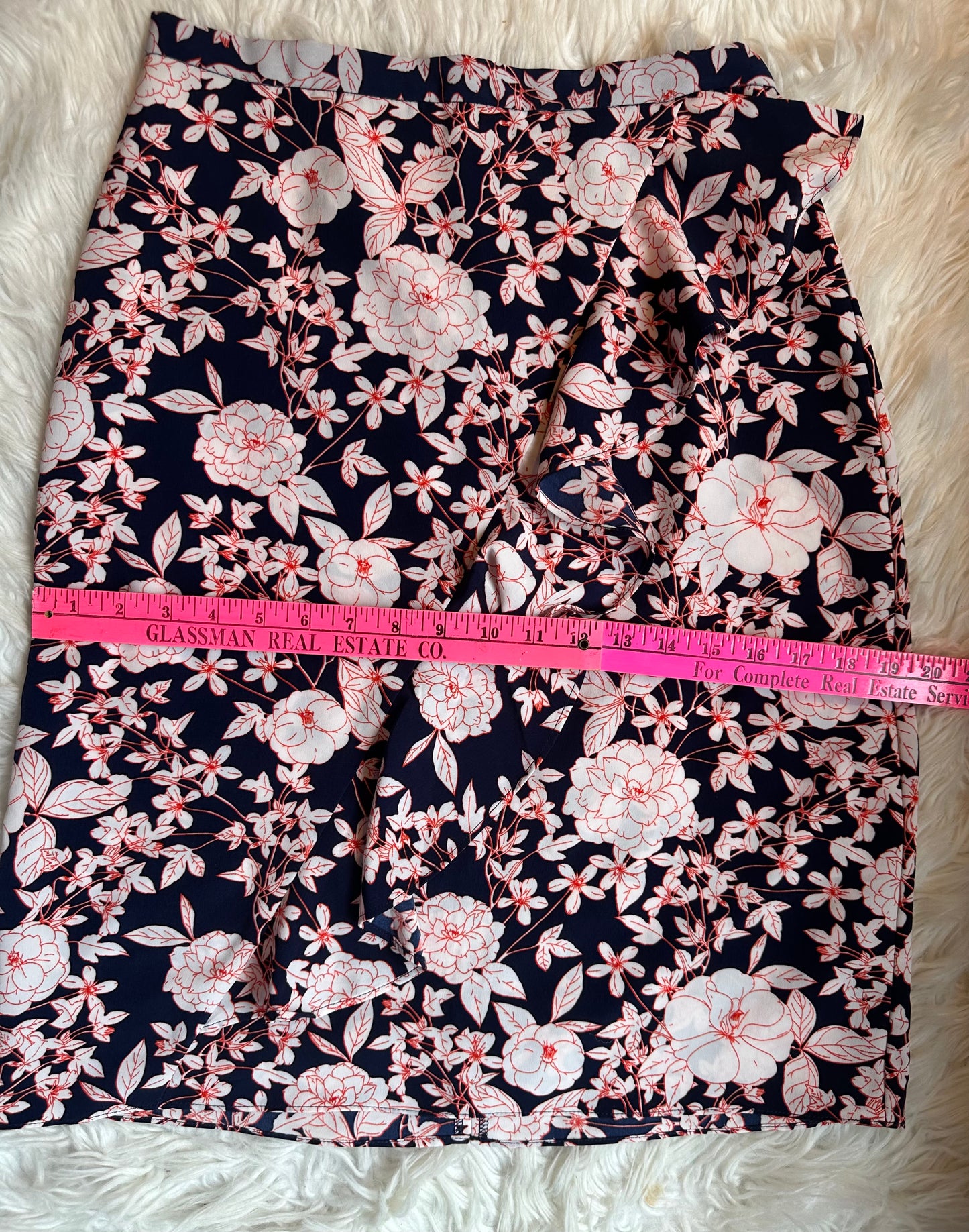 Banana Republic Navy White Floral Knee Length Skirt Ruffle Detail Size 0 EUC