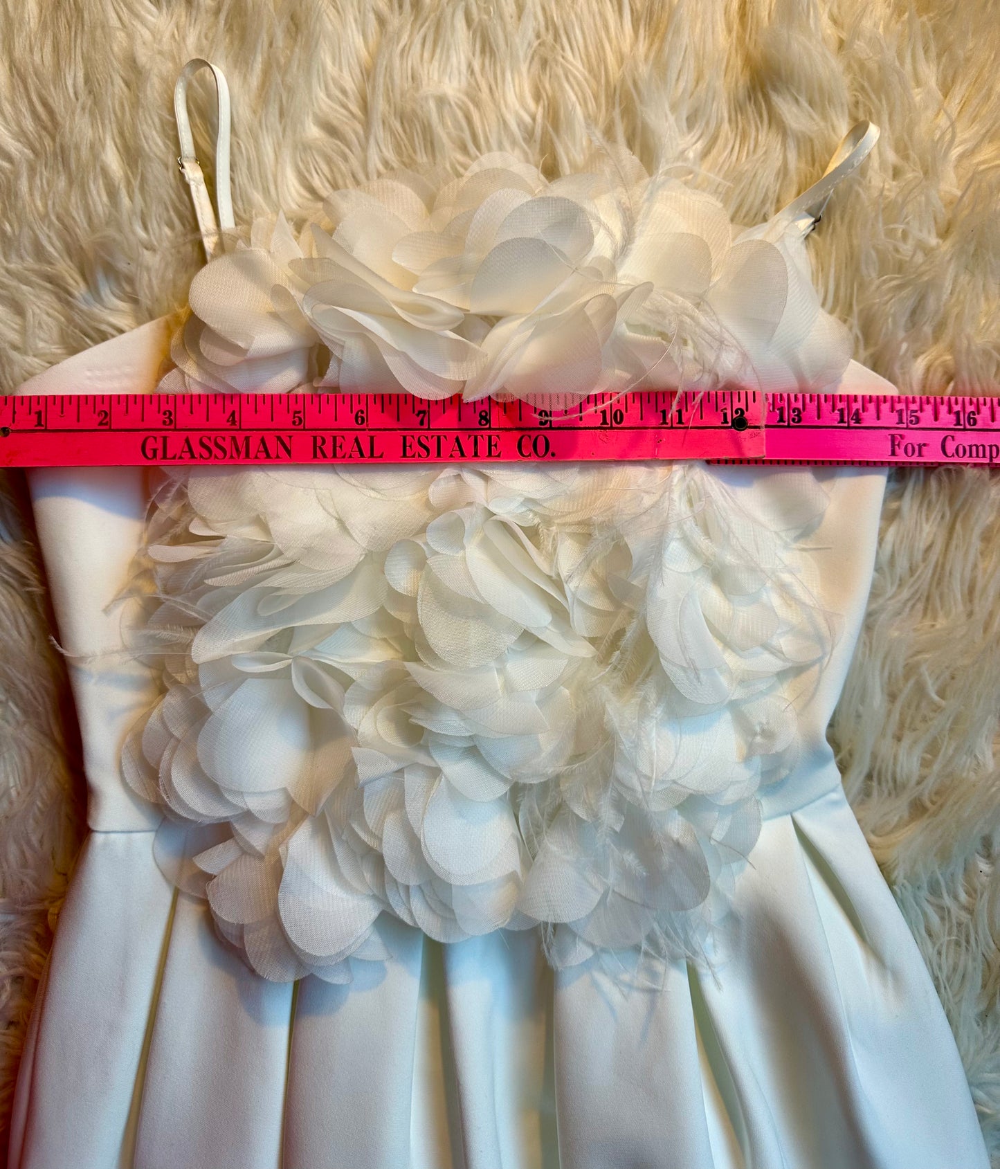 NWT Akira White 3D Floral Feather Cocktail Party Mini Dress Women’s Small