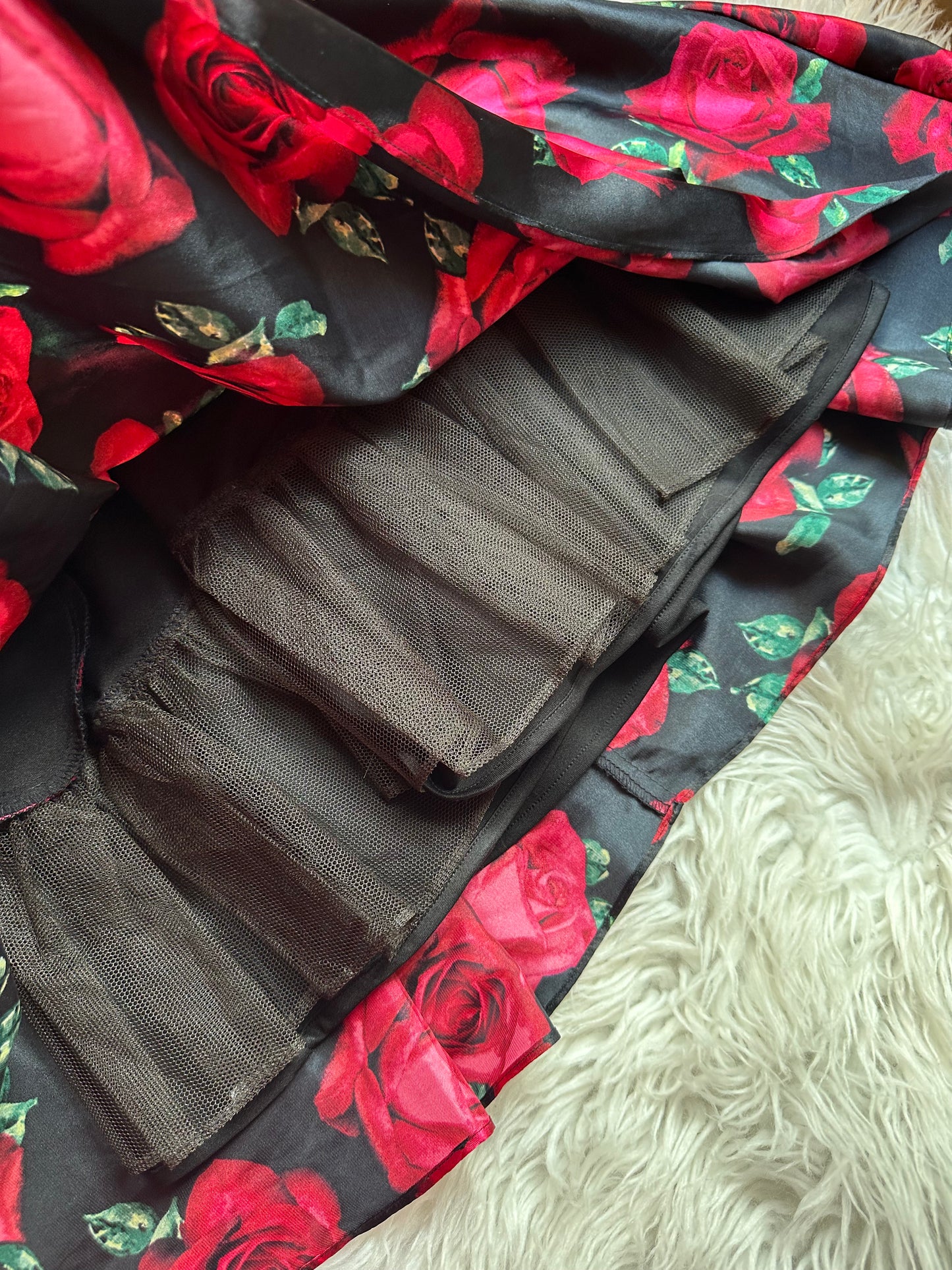 Blondie Nites Black Red Rose Charmeuse Off Shoulder Fit & Flare Dress Size 0