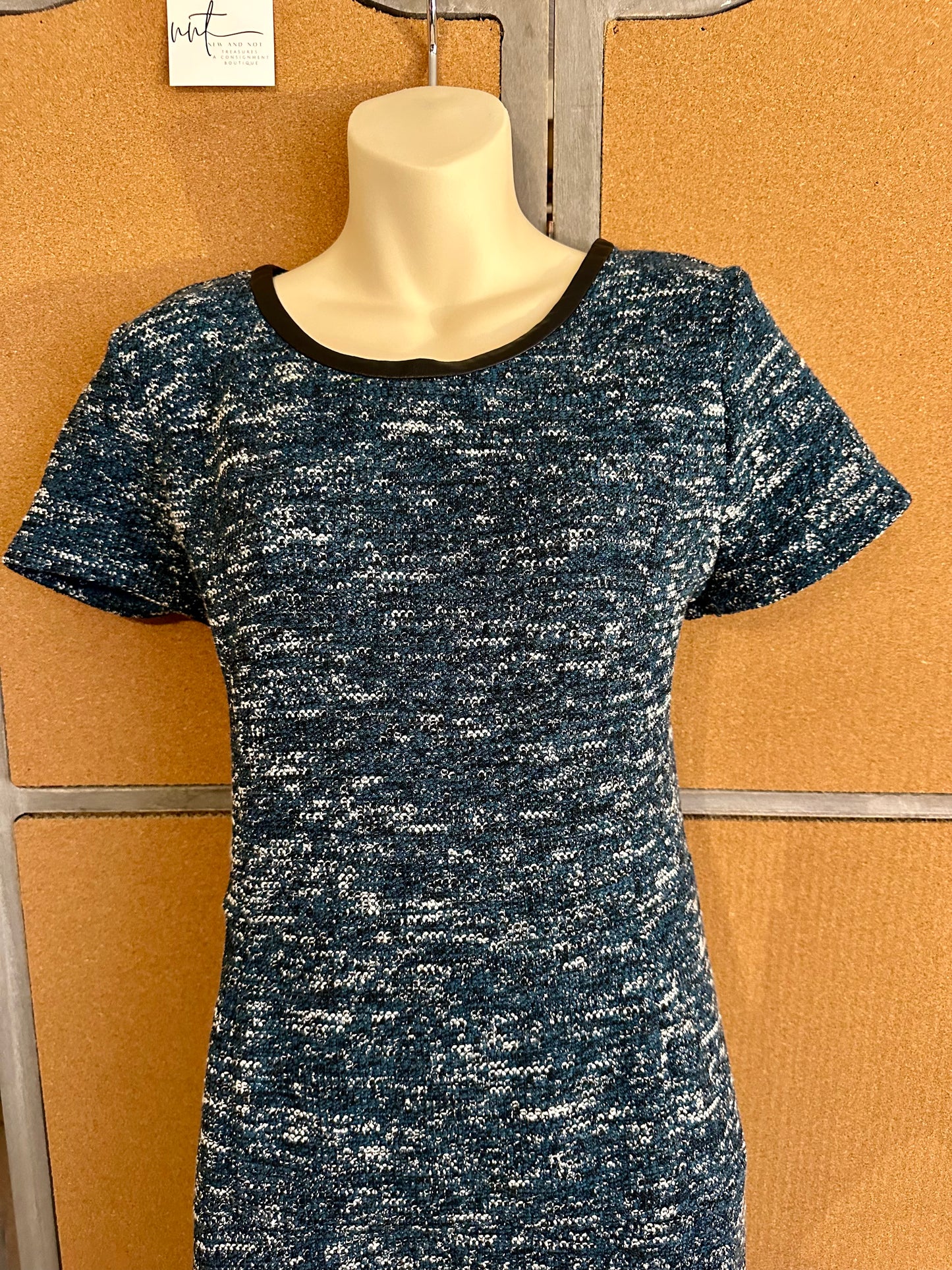 Talbots Blue Tweed Knit Dress Size 16 Faux Leather Trim Short Sleeve Fit & Flare
