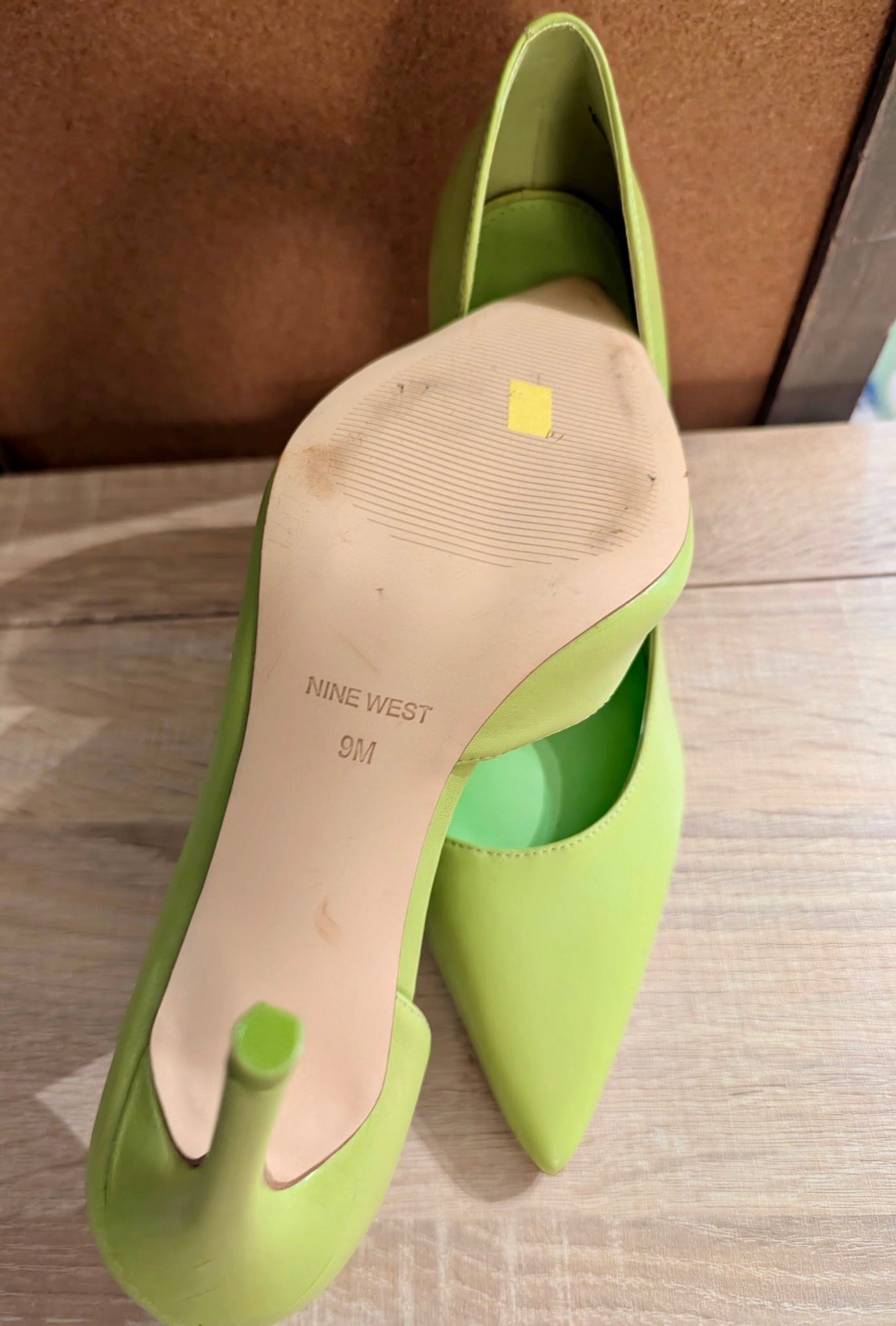 Nine West Folowe D’Orsay Heels Green Apple Pointed Toe Slim Stilettos Size 9