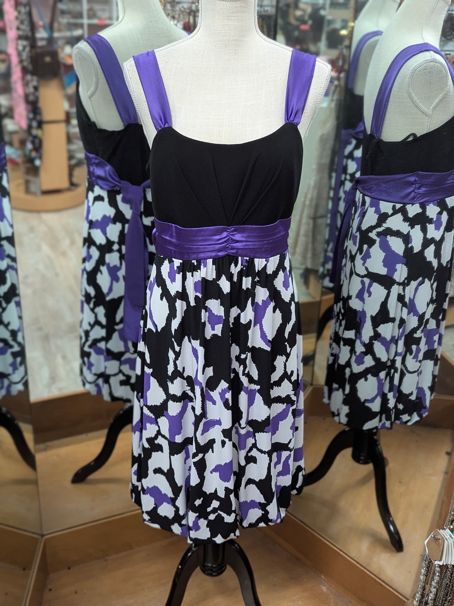 TABOO Brand Semi Formal Women's Dress Size 2x Vintage.