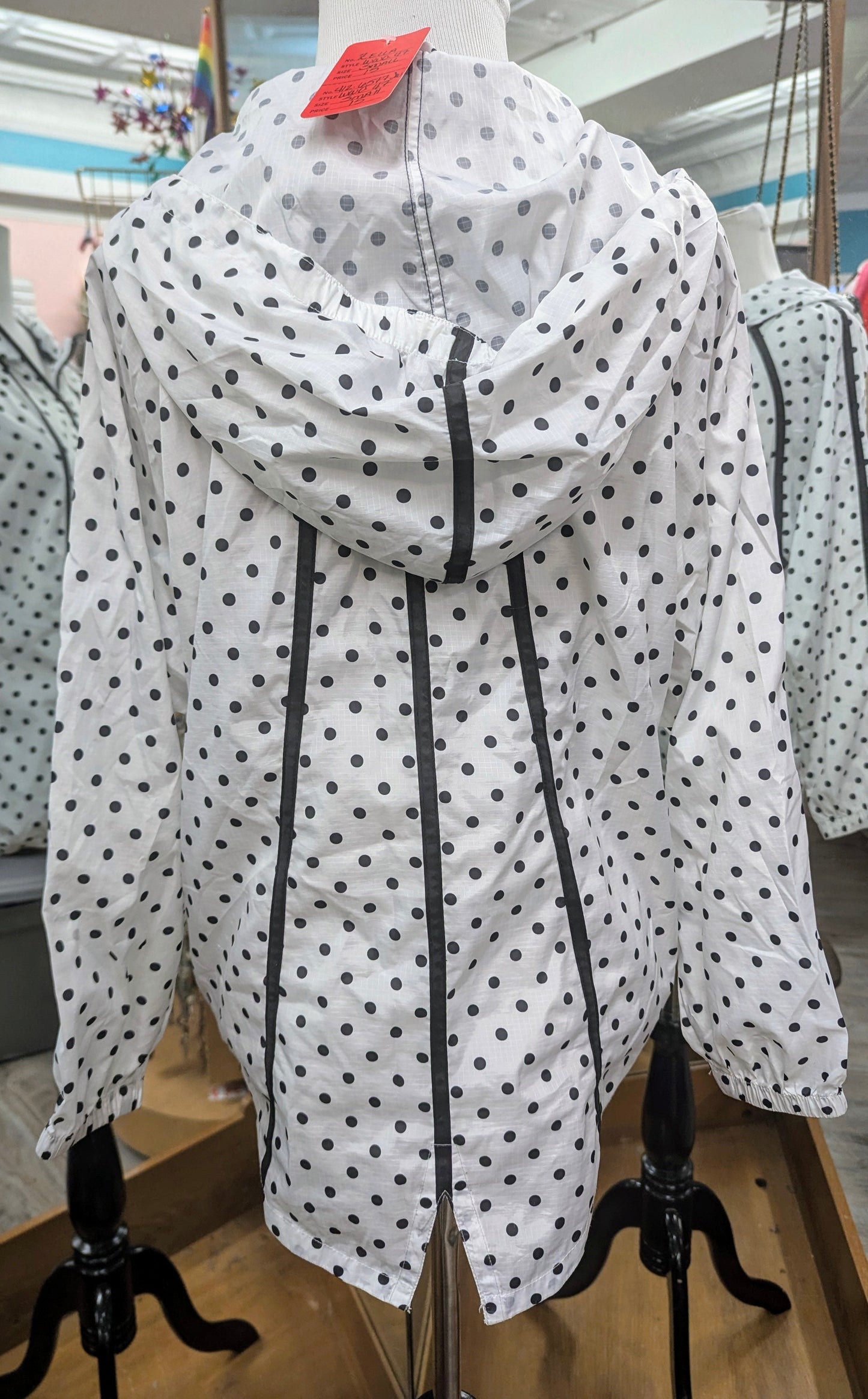 Zella White Polkadot Lightweight Jacket in S