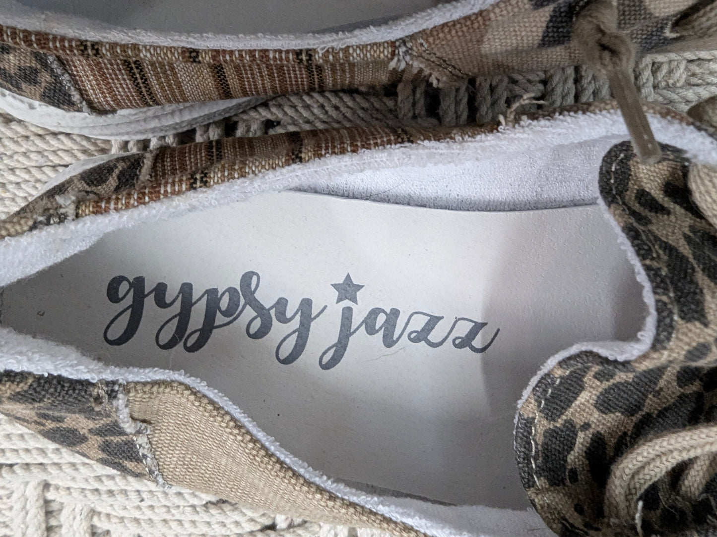Gypsy Jazz, Women's Size 11 Casual Shoes