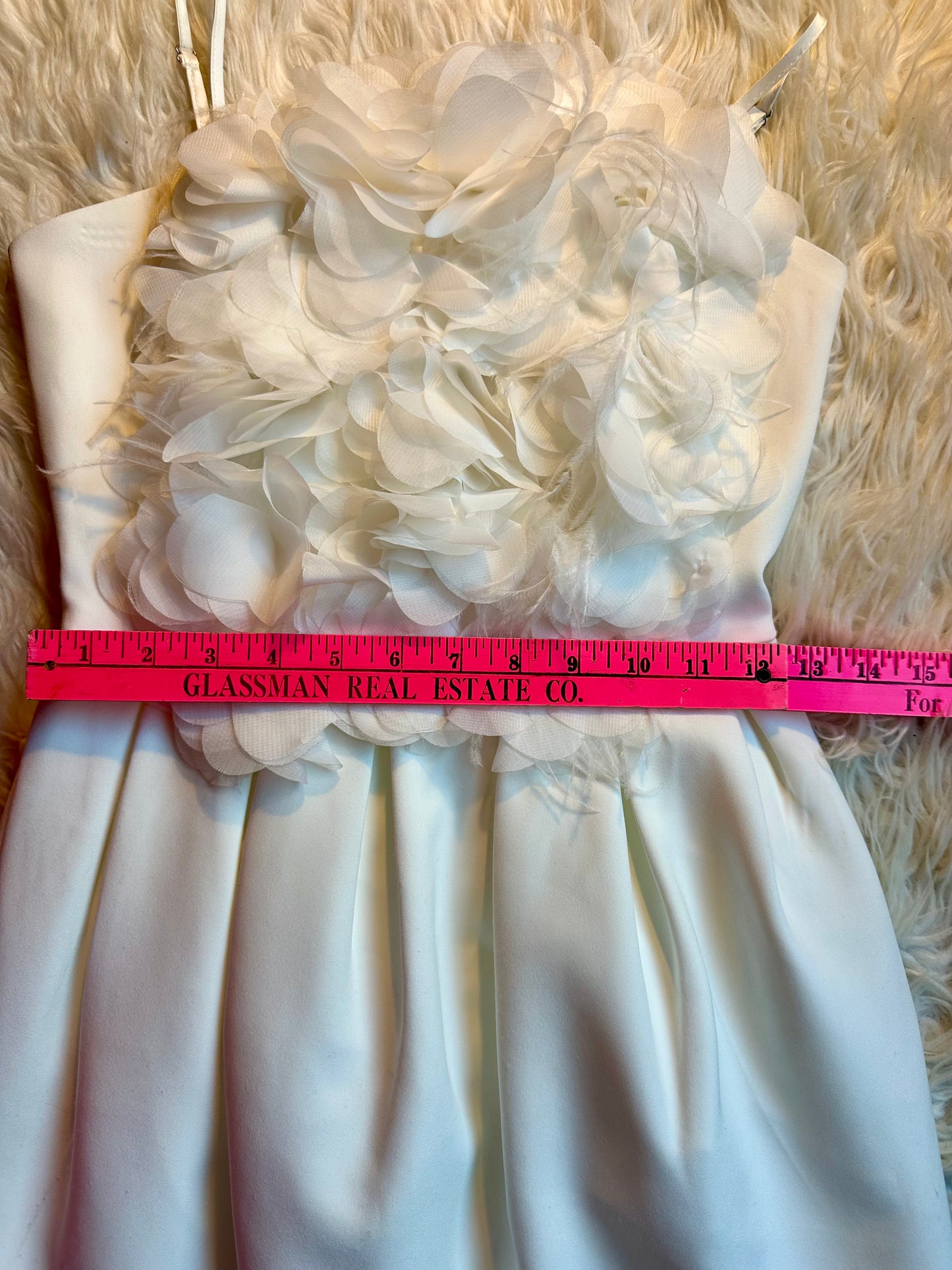 NWT Akira White 3D Floral Feather Cocktail Party Mini Dress Women’s Small