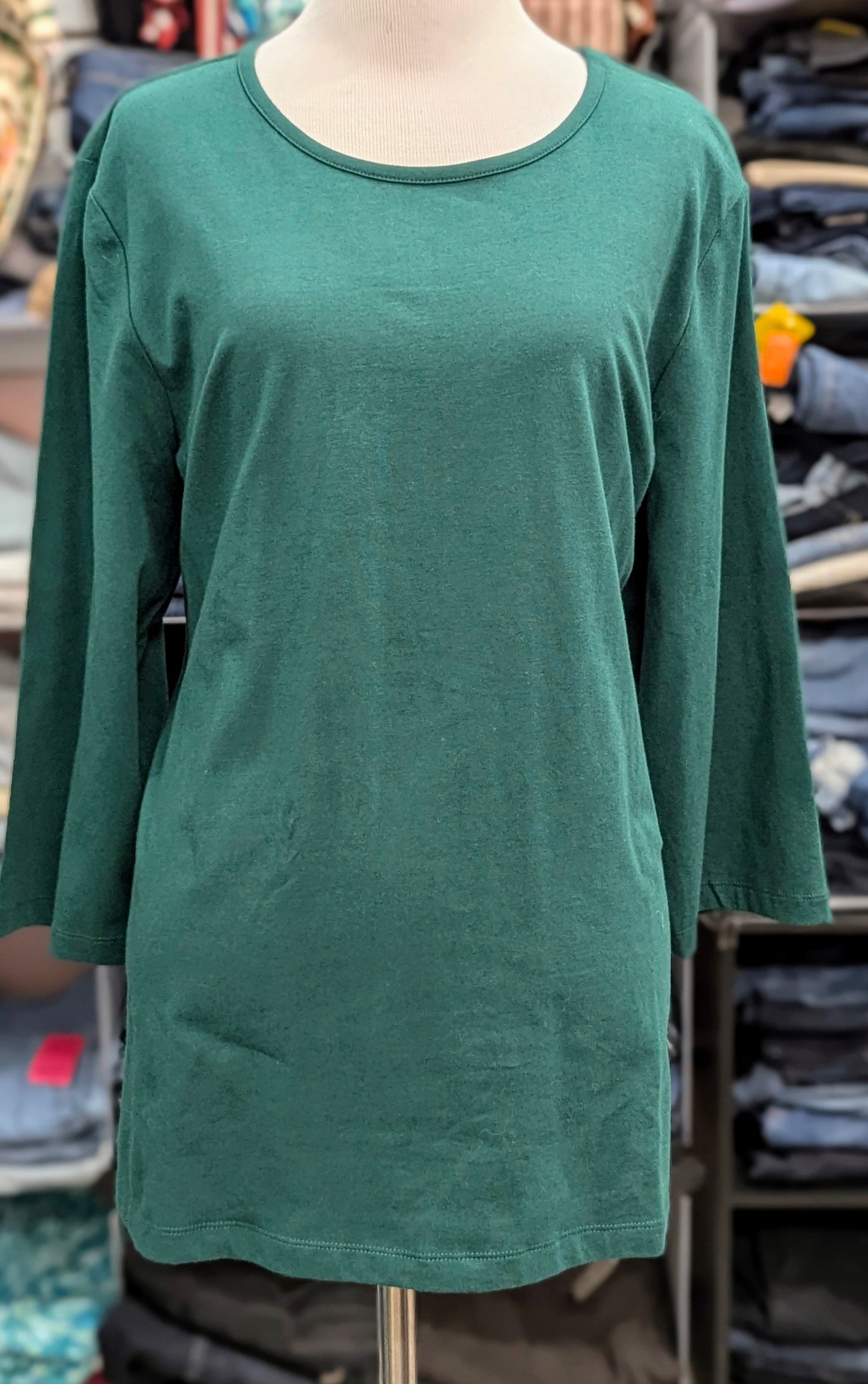 D & Co Green Long Sleeve with Buttons in XL