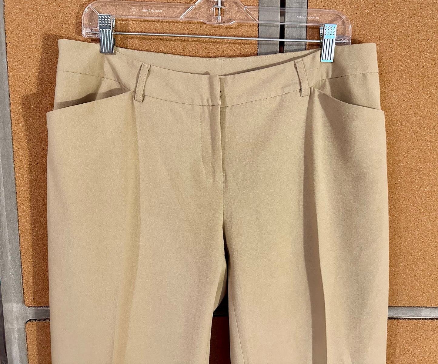 AB Studio Byer California Khaki Dress Pants Size 10 Flat Front Pockets Wide Leg