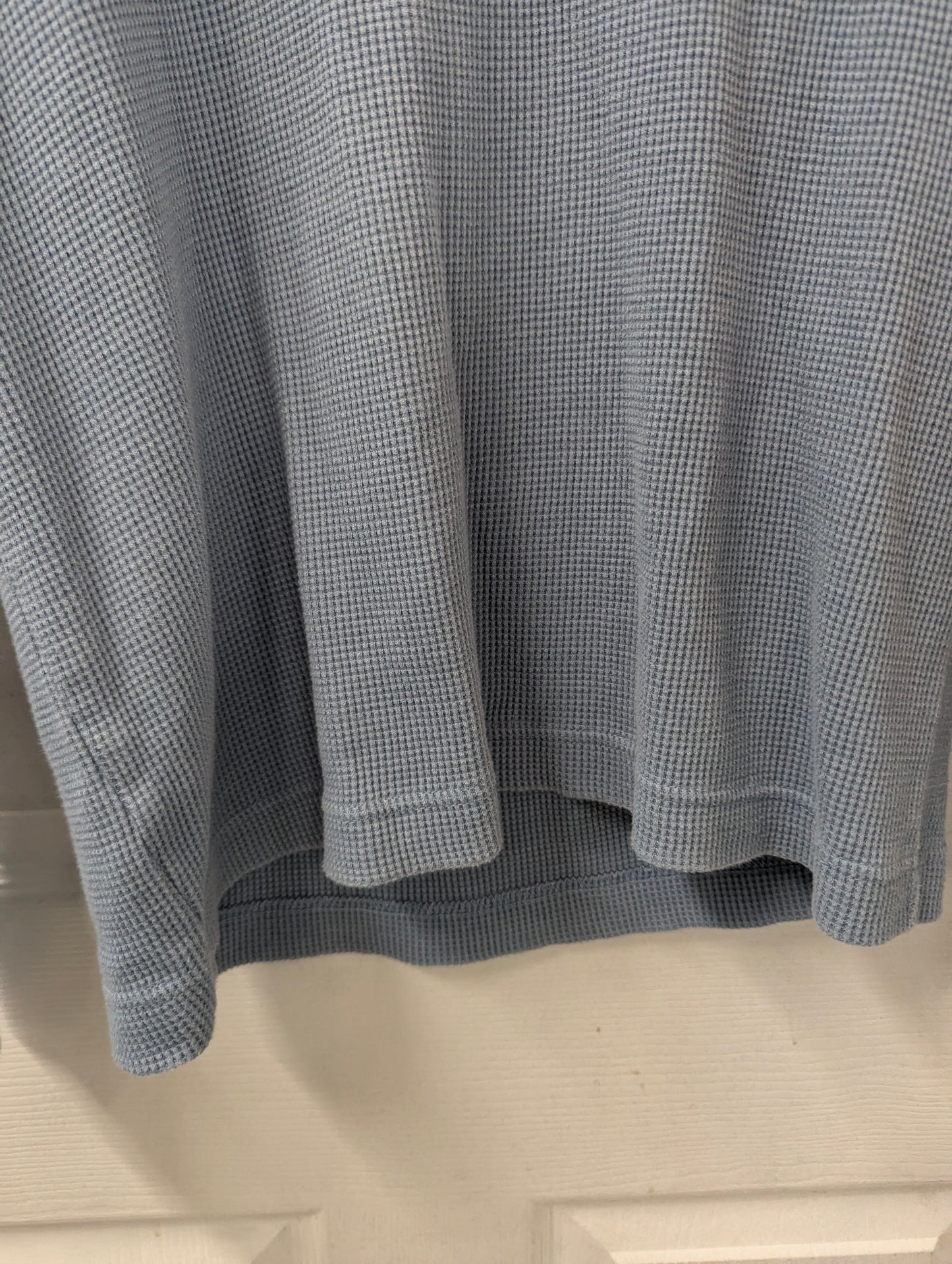 Banana Republic Gray Waffle Knit Long Sleeve Henley in M